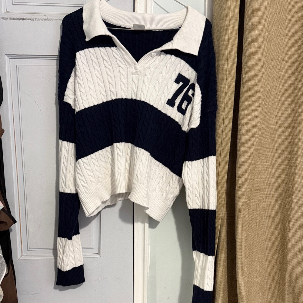 No Boundaries Crop Navy Blue and White Half Button Sweater XL